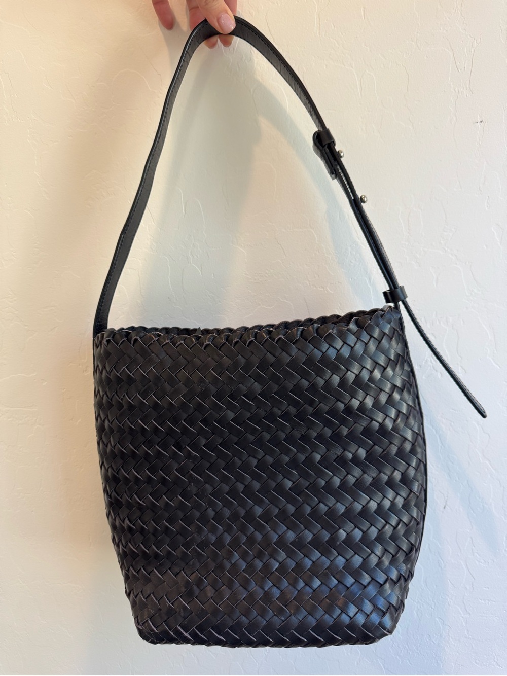 Mango Woven Leather Bucket Bag in Black - Picture 6 of 13